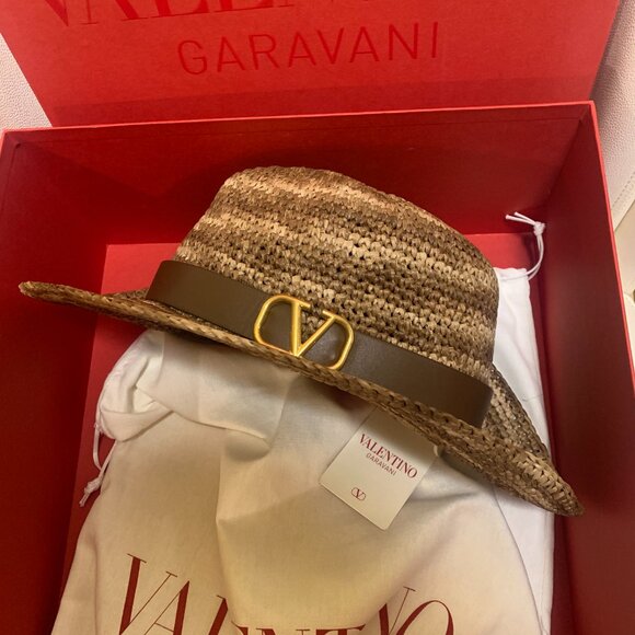 New Valentino Garavani Brown Fedora V logo Hat, In the Box with dust bag & card.
